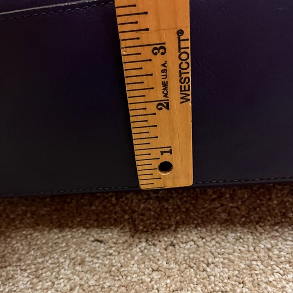 Coach- Candace Carryall #24201 SV/Purple-NWT (Store display). - Picture 6 of 13